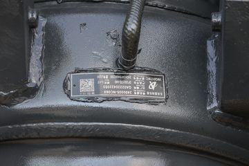 �������� ����H7�ؿ� 600���� 6X4 AMT�Զ���ǣ����(����)(Һ��)(LZ4252H7DC1)ͼƬ