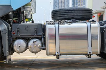 �������� ����H7�ؿ� 600���� 6X4 AMT�Զ���ǣ����(����)(Һ��)(LZ4252H7DC1)ͼƬ