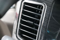 欧铃汽车 S1系列 115马力 3.7米单排栏板轻卡(国六)(ZB1041KDD6L)