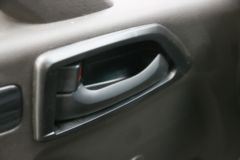 欧铃汽车 S1系列 115马力 3.7米单排栏板轻卡(国六)(ZB1041KDD6L)