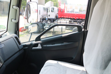 ��� J6F 130���� 4.2�׵��������Ῠ(����)(���5��)(CA1045P40K50L2E6A84)ͼƬ