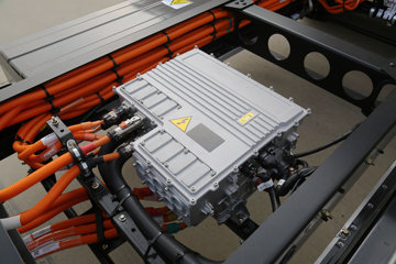 ���� ���� 4.5T 4.12�׵��Ŵ��綯��ʽ�Ῠ81.14kWhͼƬ