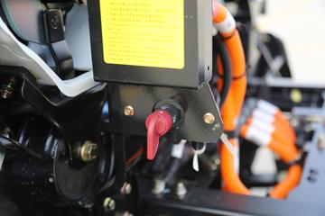 ���� ���� 4.5T 4.12�׵��Ŵ��綯��ʽ�Ῠ81.14kWhͼƬ