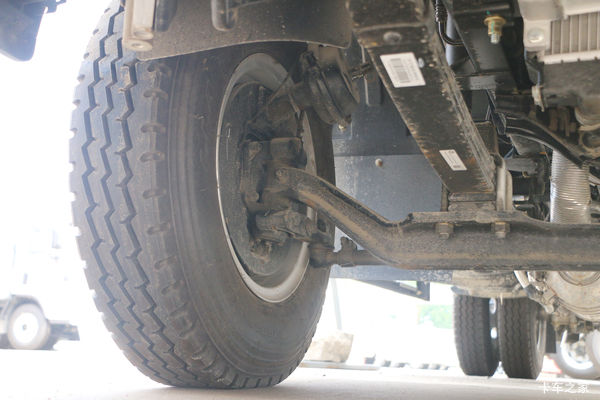 城市配送运输好帮手 虎V冷藏车 仅售10.58万