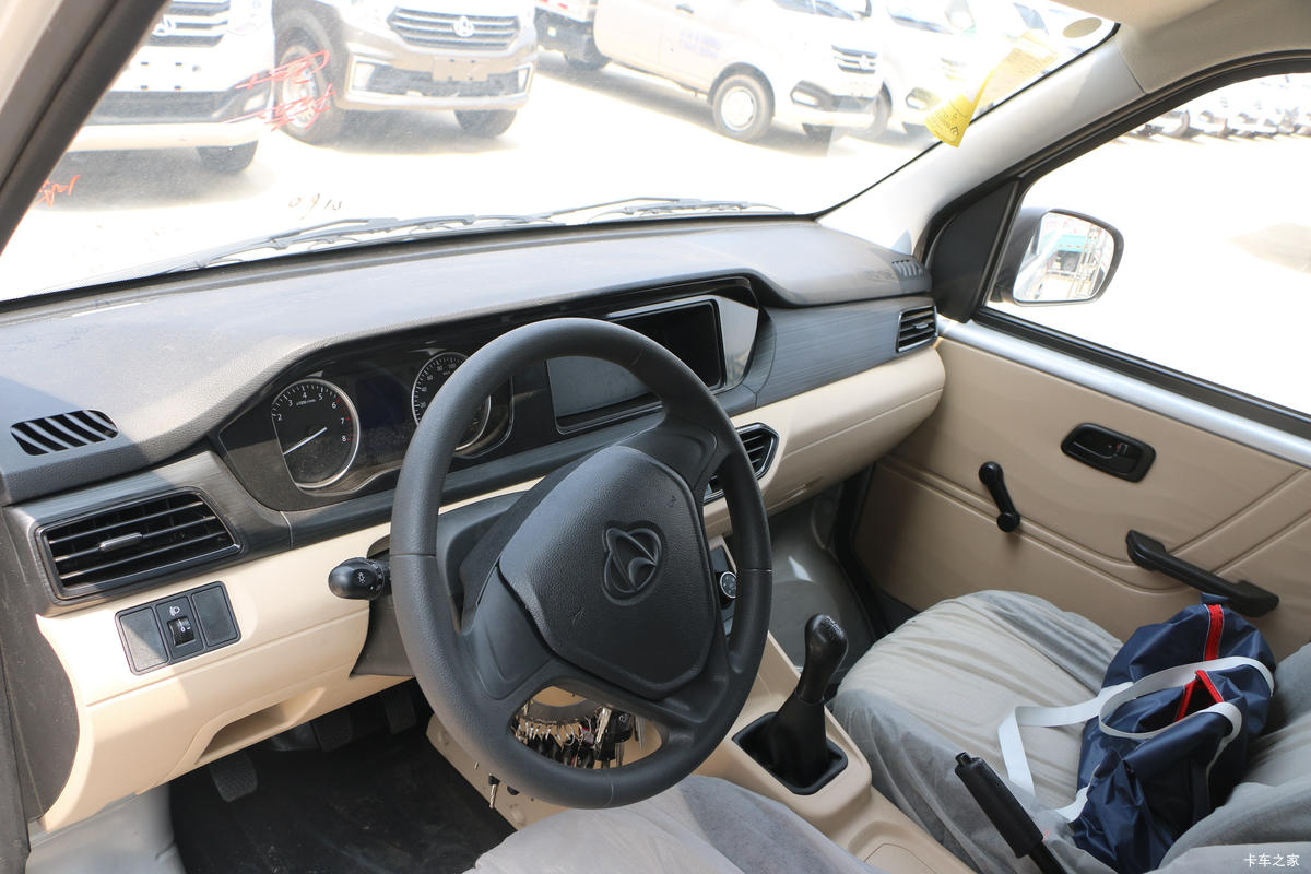 Խ ԽV3 2022 ׼ 107 1.5L 2 ջ()ʻ