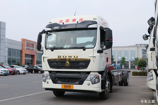 й HOWO TX 270 4X2 9.6ʽػ()(10)(ZZ5187XYKN711GF1)