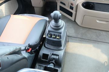 �й����� HOWO TX 250���� 4X2 8.2��AMT�Զ�����ʽ�ػ���(����)ͼƬ