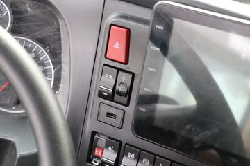 �й����� HOWO TX 250���� 4X2 8.2��AMT�Զ�����ʽ�ػ���(����)ͼƬ