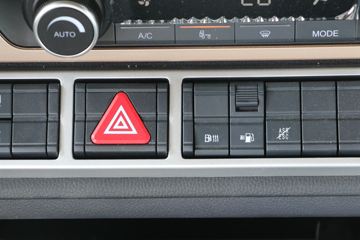 й HOWO TH7ؿ 540 6X4 AMTԶǣ()(ZZ4257V324HF1B)ͼƬ