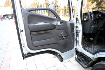 ���� ŷ����S1ϵ ��ӯ�� 122���� 3.7�׵�����ʽ�Ῠ(����)ͼƬ
