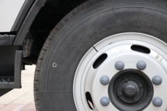 福田 欧马可S3系 绿通海鲜版 190马力 5.25米排半仓栅式载货车(国六)(BJ5148CCY-FM1)