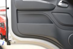 福田 欧航R pro系 220马力 6.8米 AMT自动挡厢式载货车(国六)(BJ5186XXY-1M)
