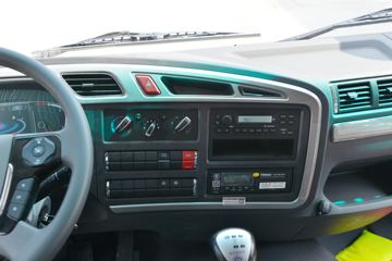 ���� �����Ʒ� 220���� 8.1���Ű���������ʽ�ػ���ͼƬ