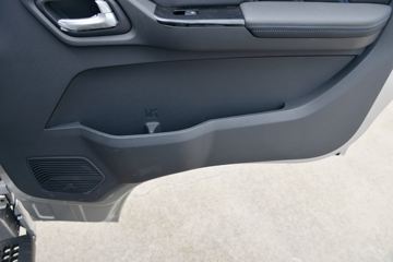 ���� ŷ����X 122���� 3.7�׵�����ʽ�Ῠ(����)(BJ5044XXY-FM)ͼƬ