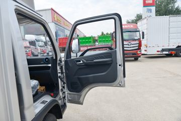 ���� ŷ����X 122���� 3.7�׵�����ʽ�Ῠ(����)(BJ5044XXY-FM)ͼƬ