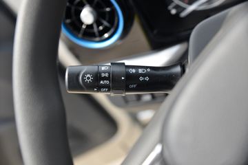 ���� ŷ����X 122���� 3.7�׵�����ʽ�Ῠ(����)(BJ5044XXY-FM)ͼƬ