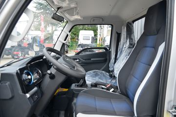 ���� ŷ����X 122���� 3.7�׵�����ʽ�Ῠ(����)(BJ5044XXY-FM)ͼƬ