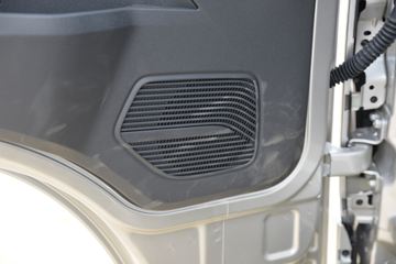 ���� ŷ����X 122���� 3.7�׵�����ʽ�Ῠ(����)(BJ5044XXY-FM)ͼƬ