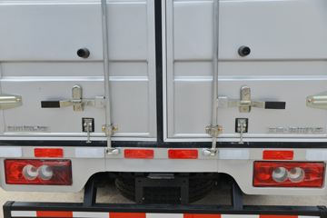 ���� ŷ����X 122���� 3.7�׵�����ʽ�Ῠ(����)(BJ5044XXY-FM)ͼƬ