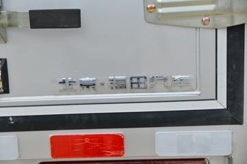 ���� ŷ����X 122���� 3.7�׵�����ʽ�Ῠ(����)(BJ5044XXY-FM)ͼƬ