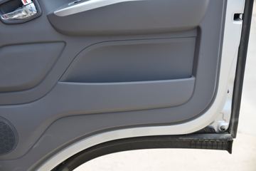 ������� ���ö��� 152���� 4.14��AMT�Զ���������ʽ�Ῠ(����)ͼƬ