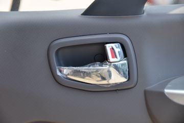������� ���ö��� 152���� 4.14��AMT�Զ���������ʽ�Ῠ(����)ͼƬ