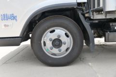 福田奥铃 玉兔二号 152马力 4.14米AMT自动挡单排厢式轻卡(国六)(BJ5048XXY8JDA-AB2)