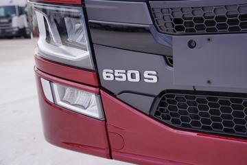 ˹������ Sϵ�� 650���� 6X2 AMT�Զ���ǣ����(�ͺ�S 650 6x2)ͼƬ