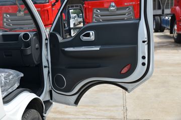 ����;�� T5 1.6L 122���� ���� 3.8�׵�����ʽС��(����)ͼƬ