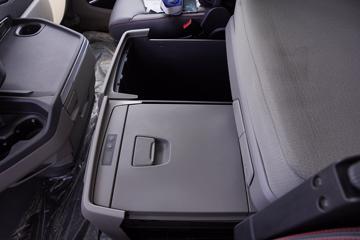 ˹������ Sϵ�� 650���� 6X2 AMT�Զ���ǣ����(�ͺ�S 650 6x2)ͼƬ