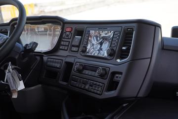 ˹������ Sϵ�� 650���� 6X2 AMT�Զ���ǣ����(�ͺ�S 650 6x2)ͼƬ