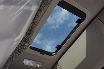 ˹������ Sϵ�� 650���� 6X2 AMT�Զ���ǣ����(�ͺ�S 650 6x2)ͼƬ