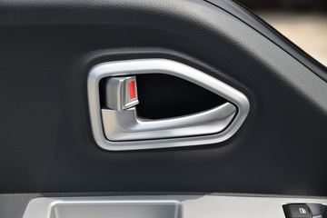 ����;�� T5 1.6L 122���� ���� 3.8�׵�����ʽС��(����)ͼƬ