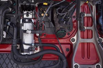 ˹������ Sϵ�� 650���� 6X2 AMT�Զ���ǣ����(�ͺ�S 650 6x2)ͼƬ