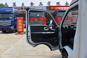 ����;�� T5 1.6L 122���� ���� 3.8�׵�����ʽС��(����)ͼƬ