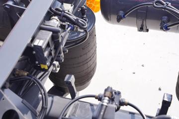 ˹������ Sϵ�� 650���� 6X2 AMT�Զ���ǣ����(�ͺ�S 650 6x2)ͼƬ