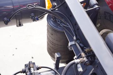 ˹������ Sϵ�� 650���� 6X2 AMT�Զ���ǣ����(�ͺ�S 650 6x2)ͼƬ