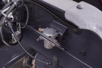 ˹������ Sϵ�� 650���� 6X2 AMT�Զ���ǣ����(�ͺ�S 650 6x2)ͼƬ