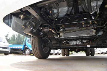 ����;�� T5 1.6L 122���� ���� 3.8�׵�����ʽС��(����)ͼƬ