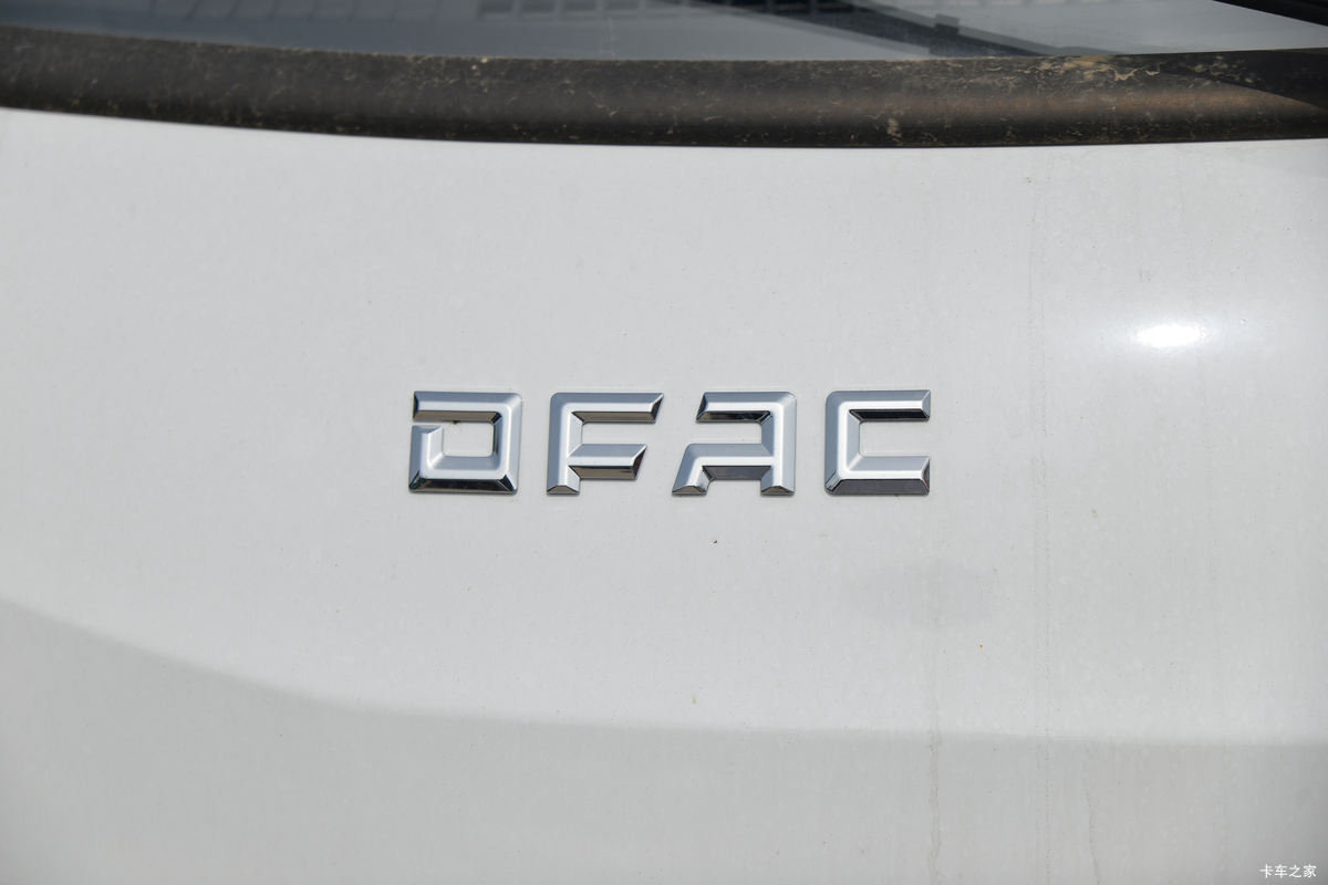 ; T5 2.3L 95 3.965׵С()(EQ1041S16DC)                                                