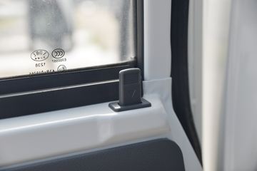 ���� С����W15 122���� 3.18��˫������С��(����)ͼƬ