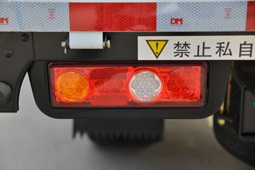 ���� С����W15 123���� ���� 3.7�׵�������С��(����)ͼƬ