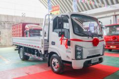 欧铃汽车 吉运 150马力 4.15米单排栏板轻卡(国六)(ZB1043JDD6L)