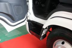 欧铃汽车 吉运 150马力 4.15米单排栏板轻卡(国六)(ZB1043JDD6L)