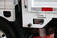 欧铃汽车 吉运 150马力 4.15米单排栏板轻卡(国六)(ZB1043JDD6L)