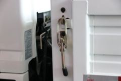 欧铃汽车 吉运 150马力 4.15米单排栏板轻卡(国六)(ZB1043JDD6L)