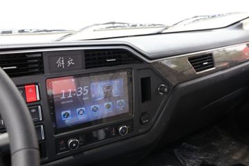 �ൺ��� JK6�п� 260���� 4X2 6.8����ʽ�ػ���(����)ͼƬ