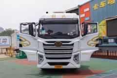 青岛解放 鹰途 头等舱 620马力 6X4 AMT自动档牵引车(国六)(CA4257P35K18T1E6A80)