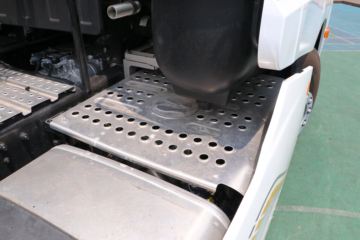 ൺ ӥ; ͷȲ 620 6X4 AMTԶǣ()(CA4257P35K18T1E6A80)ͼƬ