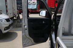 福田 祥菱V3 1.5L 143马力 CNG 3.7米单排栏板微卡(国六)(BJ1030V4JC7-33)